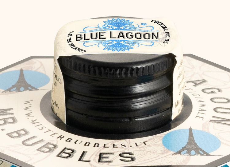 Dettaglio tappo Blue Lagoon Mr. Bubbles, bottiglia sferica monodose